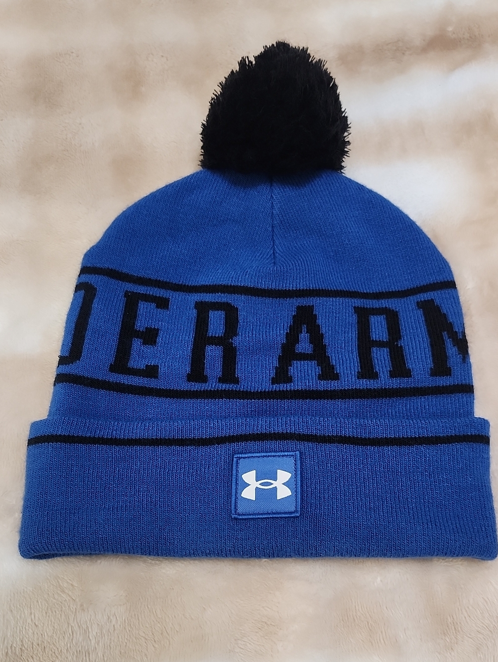 Under Armour Royal Blue And Black Logo Pom Pom Ski Cap Style Stocking Hat